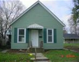 1014 E Calvert St, South Bend, IN 46613