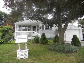 505 Drexler St, Liverpool, NY 13088