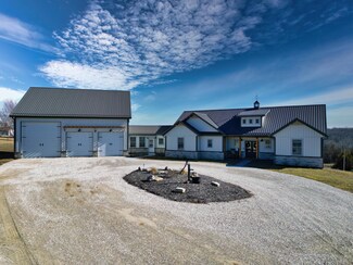 423 Route U, Centertown, MO 65023