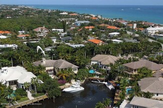 5 Ocean Harbour Cir, Boynton Beach, FL 33435
