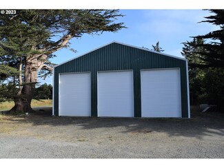 87650 18th St SE, Bandon, OR 97411