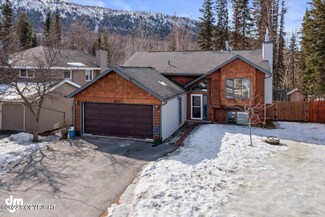 18616 Little Cape Cir, Eagle River, AK 99577