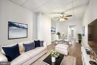 6428 Woodland Ave, Philadelphia, PA 19142
