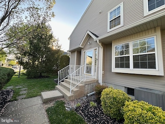 6104 Coventry Way, Mount Laurel, NJ 08054