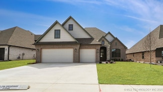 7205 E Oakland St, Broken Arrow, OK 74014
