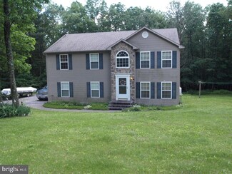463 Rabbit Run Rd, Andreas, PA 18211