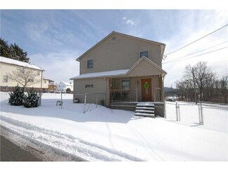 4 Edna St, Republic, PA 15475
