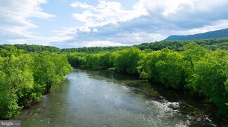 201 Mountainview Dr, Luray, VA 22835