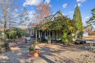 1419 Durham Rd, New Hope, PA 18938