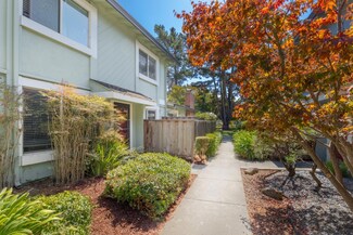 1121 Sutherland Ln Unit 2, Capitola, CA 95010