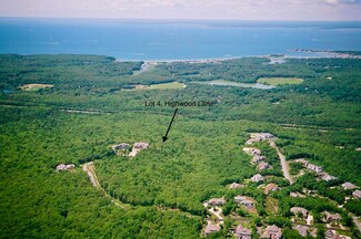 4 Highwood Ln, Falmouth, MA 02536