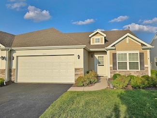 10213 Robinson Ct, Dyer, IN 46311