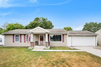 1367 Carter St, Kalamazoo, MI 49048