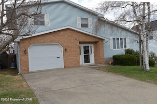 376 E Church St, Nanticoke, PA 18634