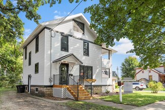 616 W Jefferson St, Stoughton, WI 53589