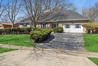 278 Longcommon Rd, Riverside, IL 60546