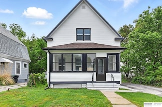2909 N 26th St, Omaha, NE 68111