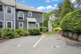 18 Harbor Hill Dr, Bourne, MA 02532