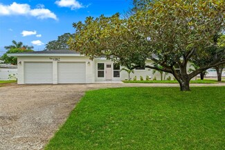 6182 2nd Ave N, Saint Petersburg, FL 33710
