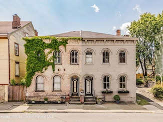609 State St, Hudson, NY 12534
