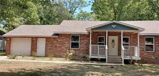 505 S Chestnut St, Pittsburg, KS 66762