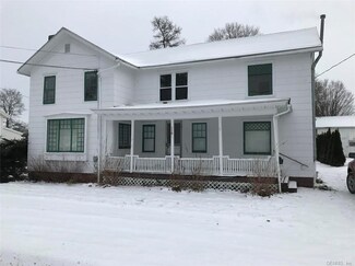 110 Hamilton St, Wayland, NY 14572