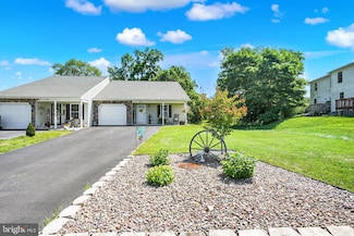 325 Pelham Ct, Carlisle, PA 17013
