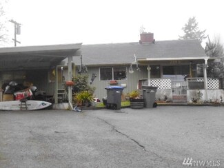 2145 Jackson Dr, Bremerton, WA 98312