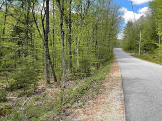 5 Lane Rd, Holderness, NH 03245
