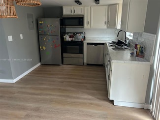 5321 NW 27th St Unit A4, Lauderhill, FL 33313