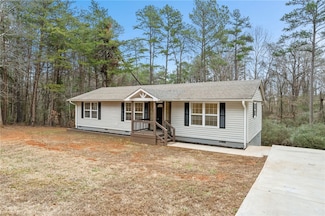 620 Frenge Branch Rd, Seneca, SC 29672