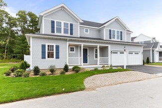 76 Cobblestone Cir, Mashpee, MA 02649