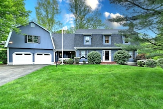 75 Summersweet Place, Stratford, CT 06614