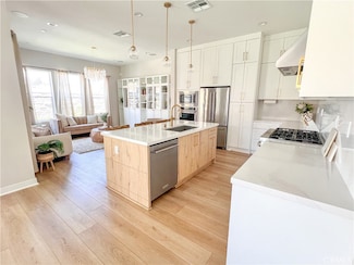 331 Newton, Lake Forest, CA 92630
