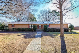 102 Walnut St, England, AR 72046