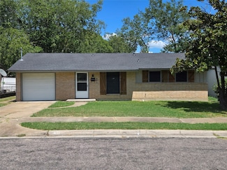 601 Hillside Dr, Sherman, TX 75090