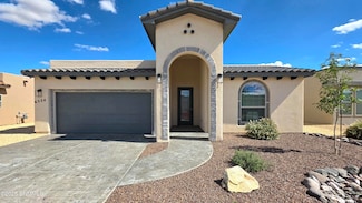 6524 Blackbird Rd, Las Cruces, NM 88012