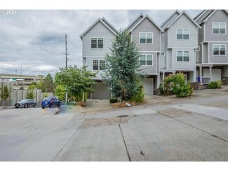 2602 S Water Ave, Portland, OR 97201