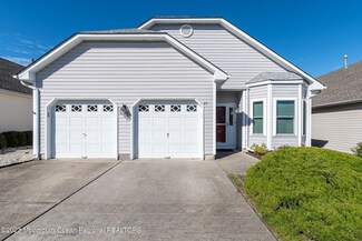 27 Lookout Dr, Manahawkin, NJ 08050