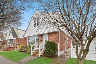 233-16 87th Ave, Jamaica, NY 11427