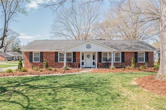 4870 Dorset Rd, Winston Salem, NC 27127