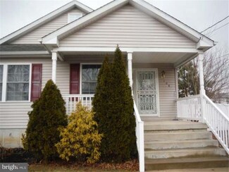 108 Washington Ave, Mount Ephraim, NJ 08059