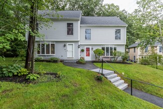 2 Apple Ledge Dr Unit B, Portland, ME 04103