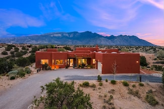 5 Solar Ct, Placitas, NM 87043