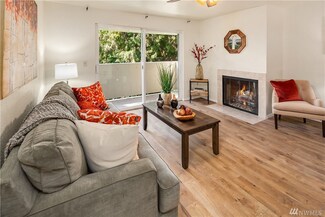 1150 Sunset Blvd NE Unit 305, Renton, WA 98056