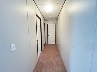 2300 Ward Bend Rd Trlr 580, Sealy, TX 77474