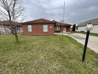 403 Southwood Dr, Tipton, IN 46072