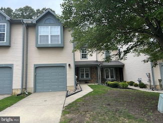 74 Kettlebrook Dr, Mount Laurel, NJ 08054