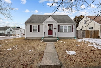 123 N Hull St, East Providence, RI 02914