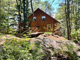 33 Mountain View Rd, Boothbay Harbor, ME 04538